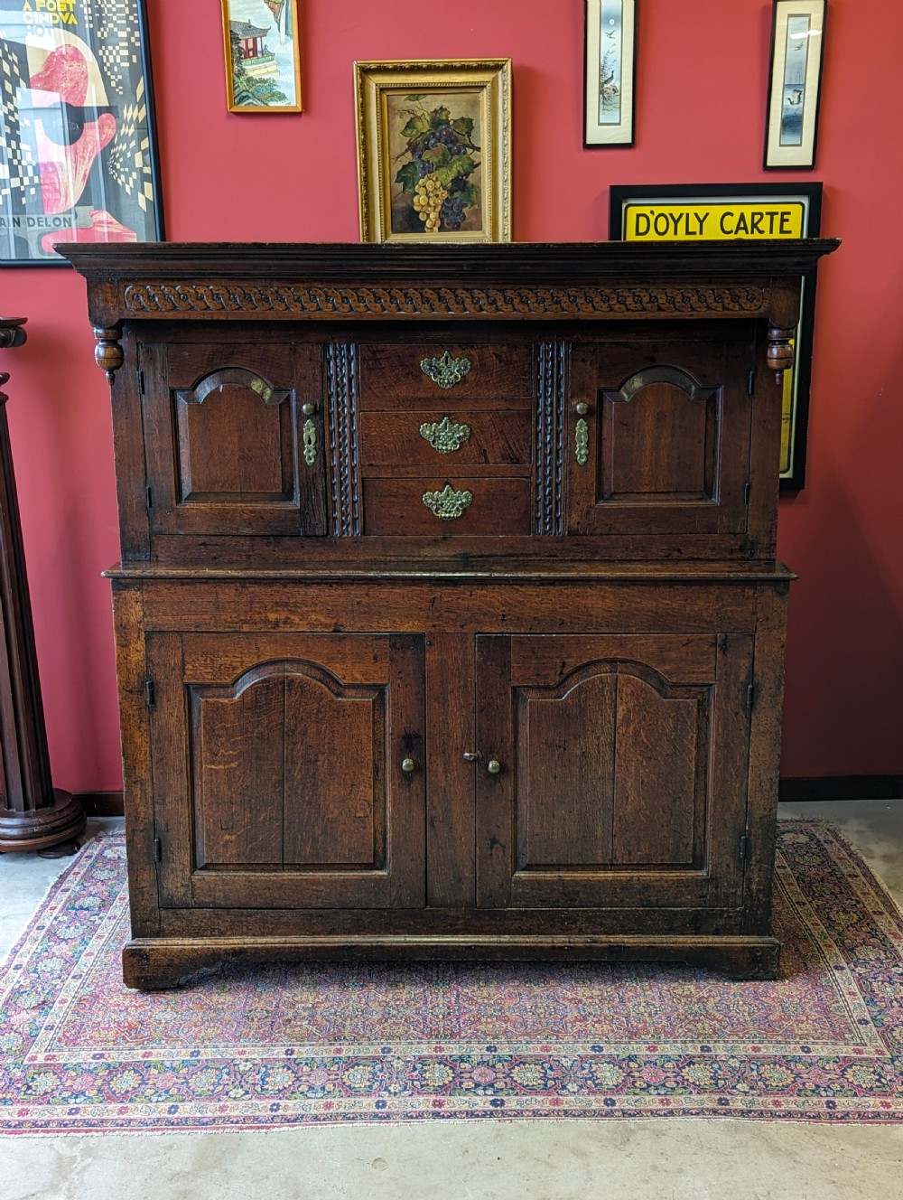 Antique 18th Century Welsh Oak Court Cupboard / Didarn View II