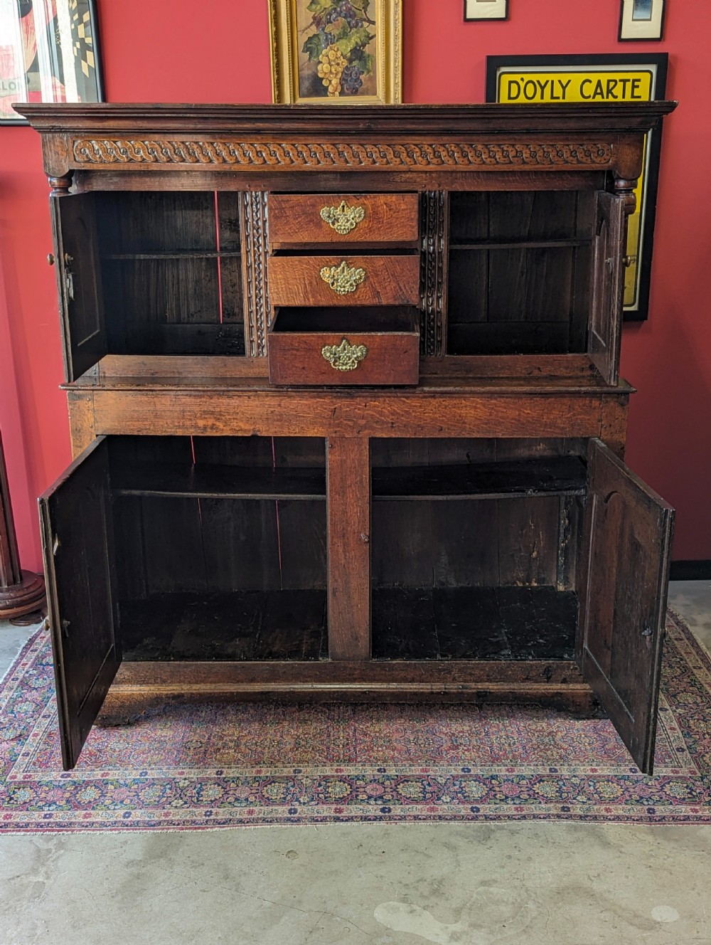 Antique 18th Century Welsh Oak Court Cupboard / Didarn View X
