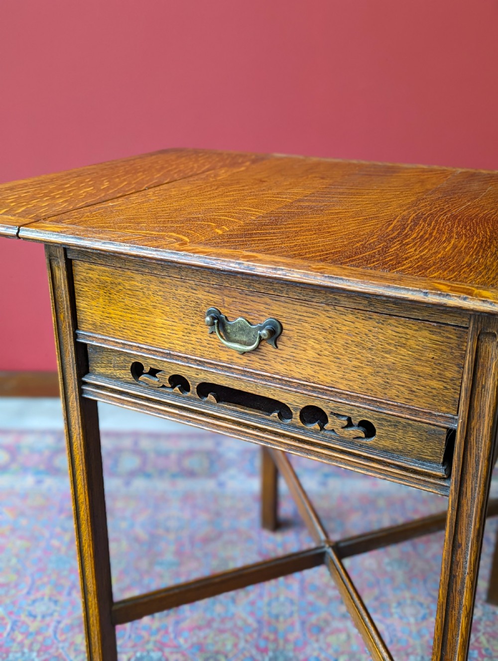 Antique Early 20th Century Golden Oak Pembroke Side Table View III