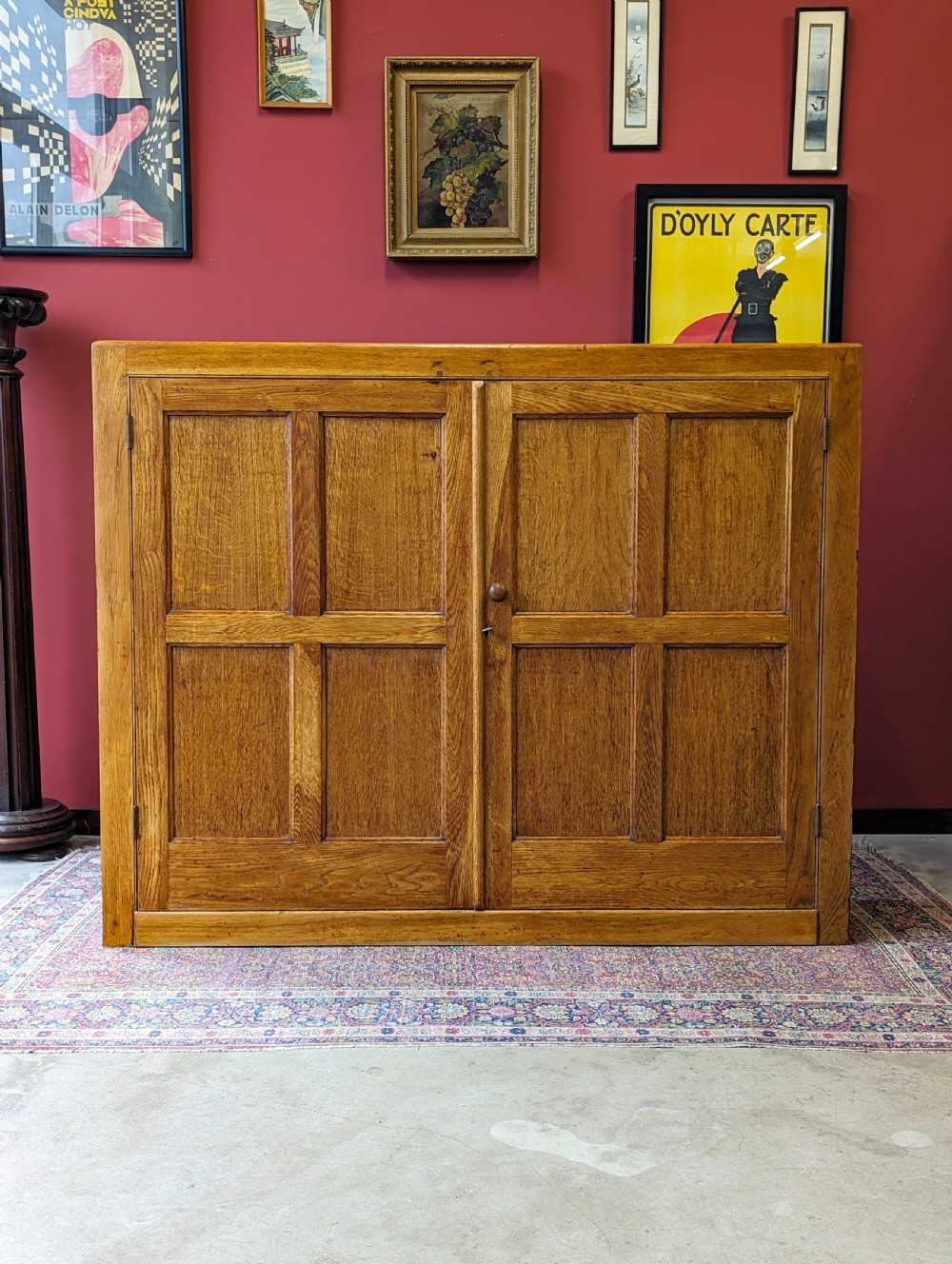 Antique Early 20th Century Large Light Oak Bookcase Cupboard View II