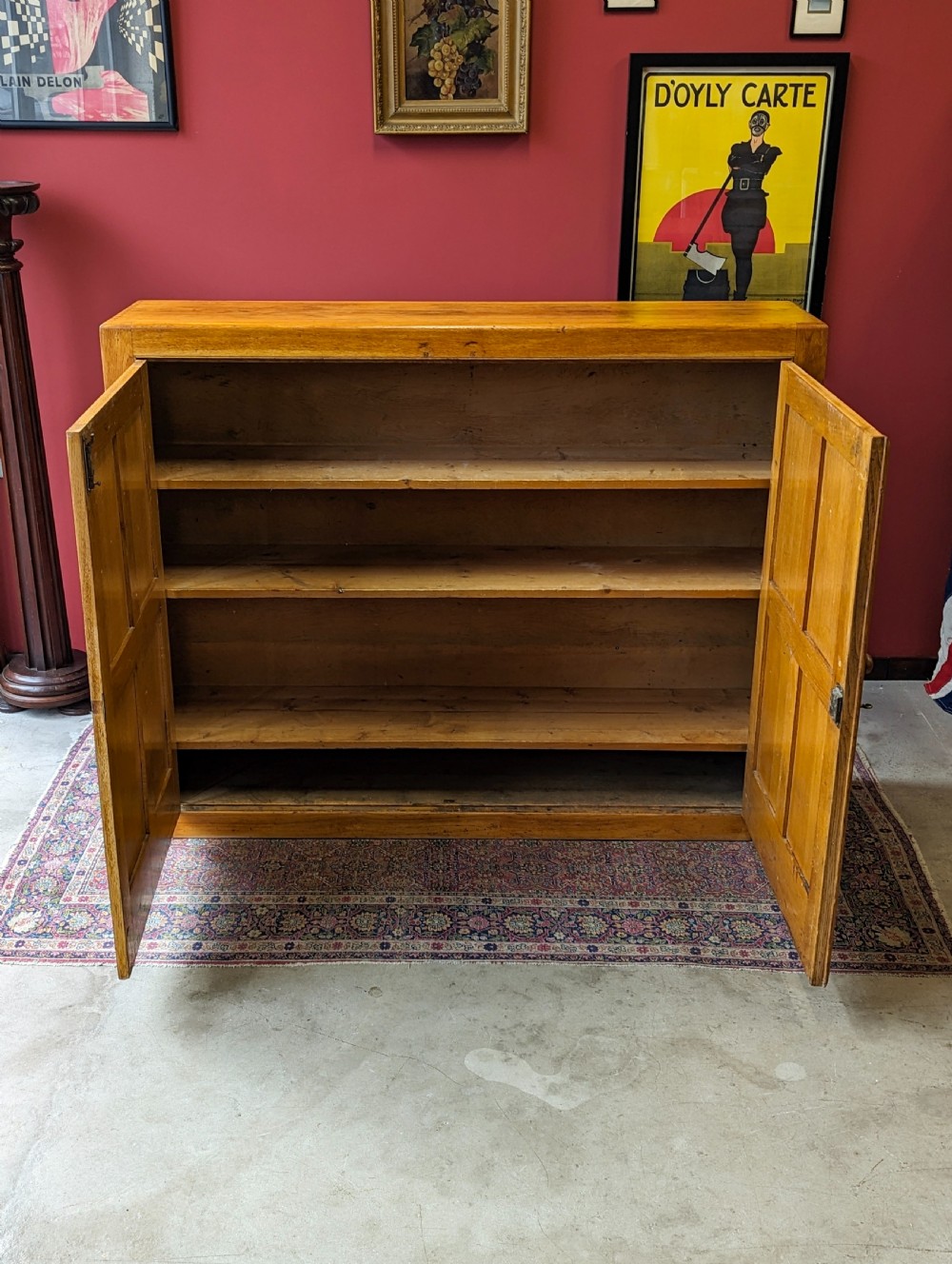 Antique Early 20th Century Large Light Oak Bookcase Cupboard View X