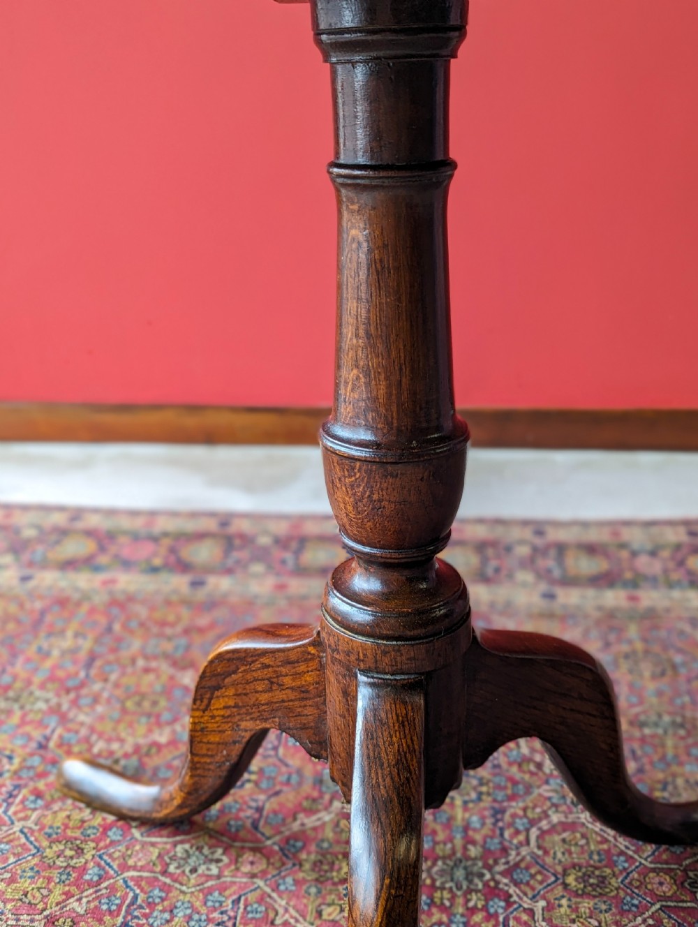 Antique Georgian Oak Tilt Top Circular Table View X
