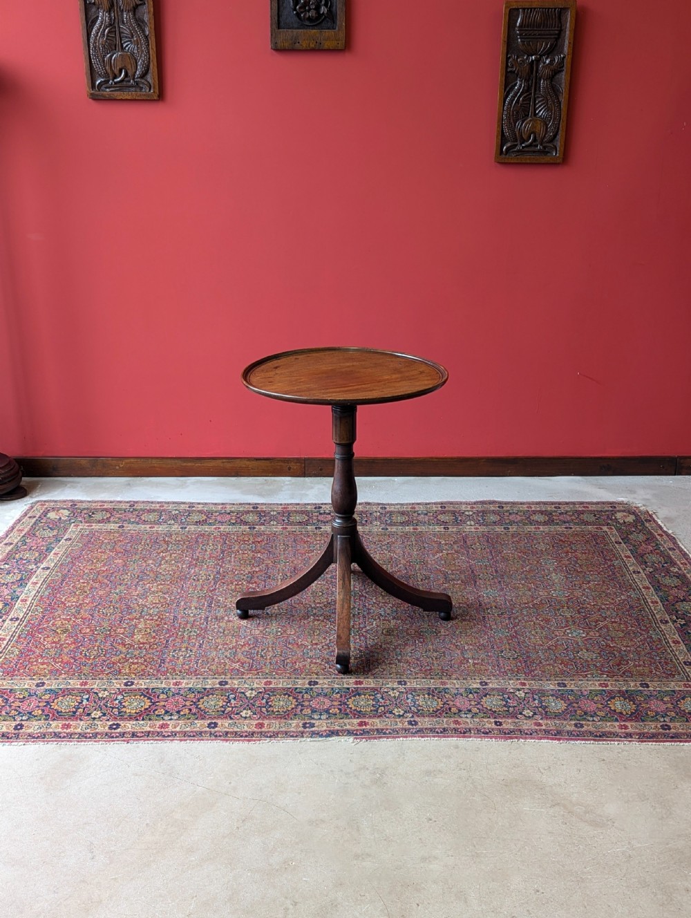 Antique Early Victorian Mahogany Circular Wine Table / Occasional Table View IV