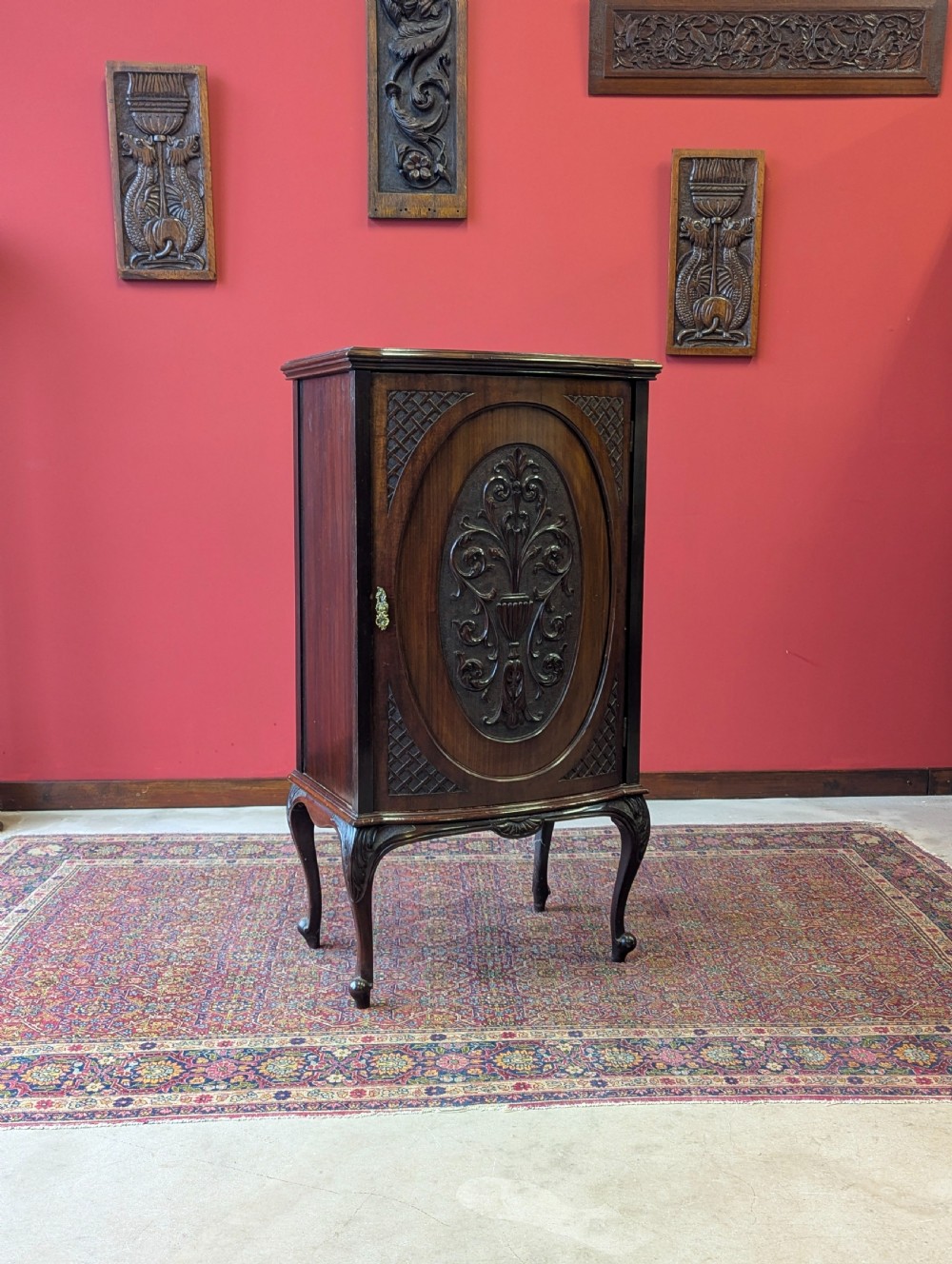 Antique Victorian Carved Mahogany Cupboard / Cabinet / Bedside
 View IV