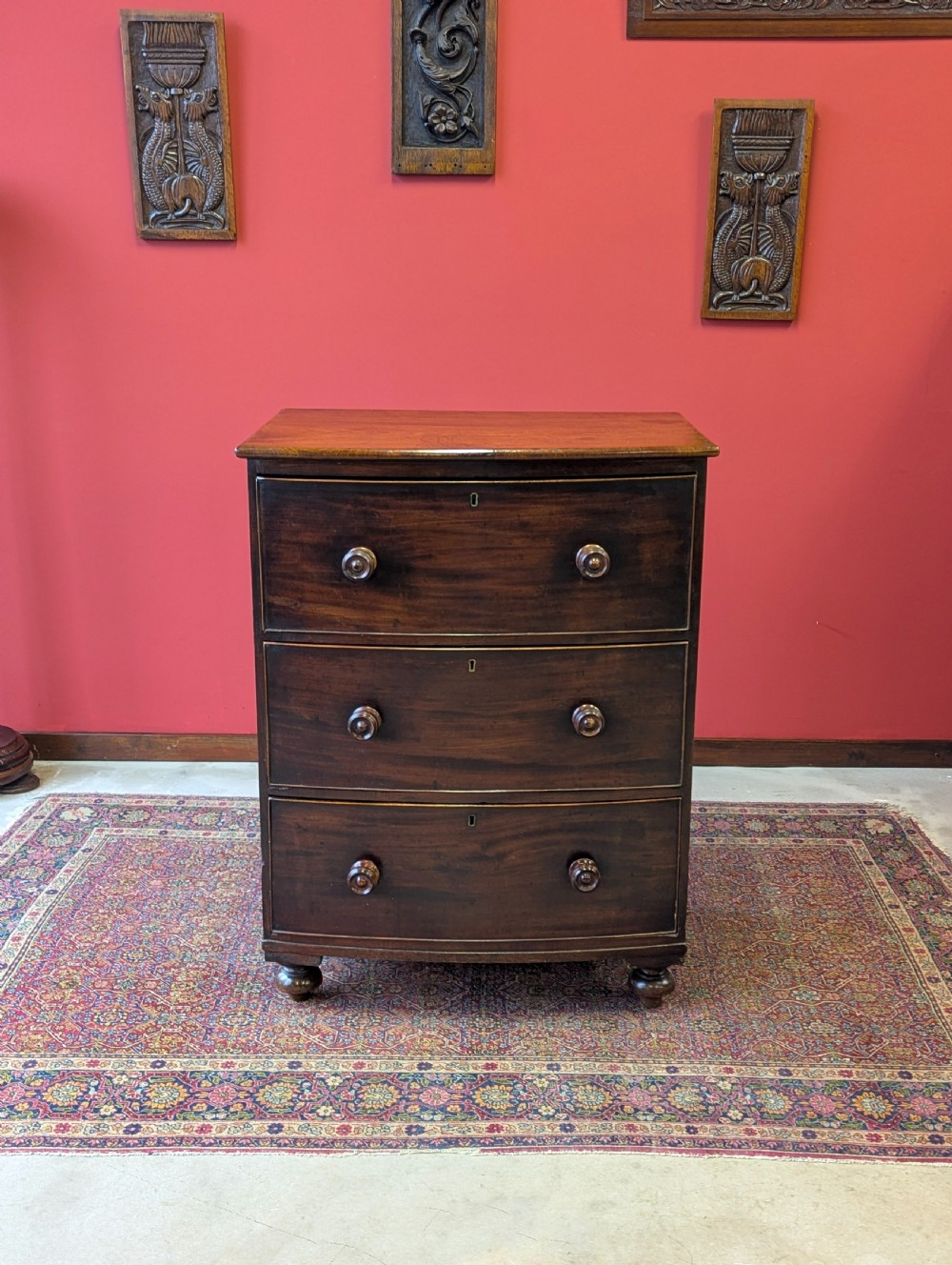 Antique Georgian Mahogany Bow Front Chest of Drawers c.1825 View II