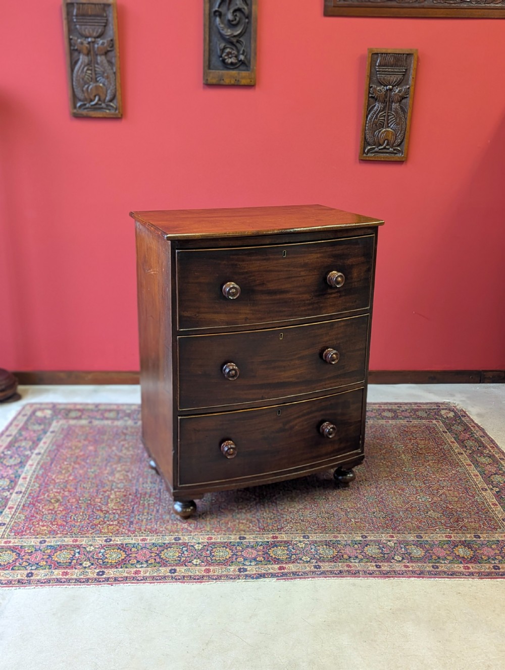 Antique Georgian Mahogany Bow Front Chest of Drawers c.1825 View V