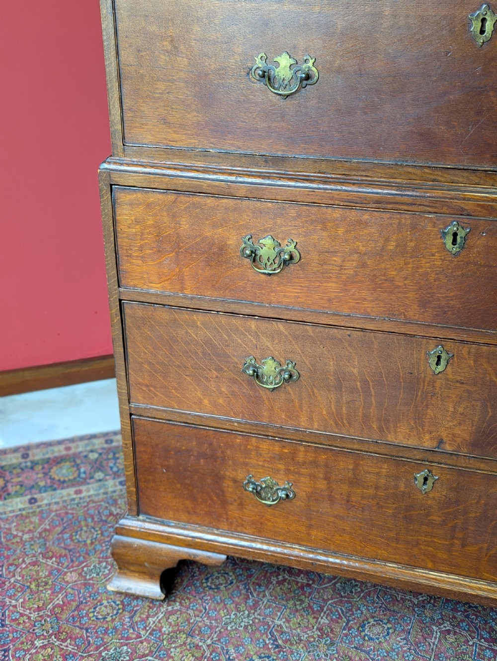 Antique Georgian Oak Chest on Chest c.1780 View IV