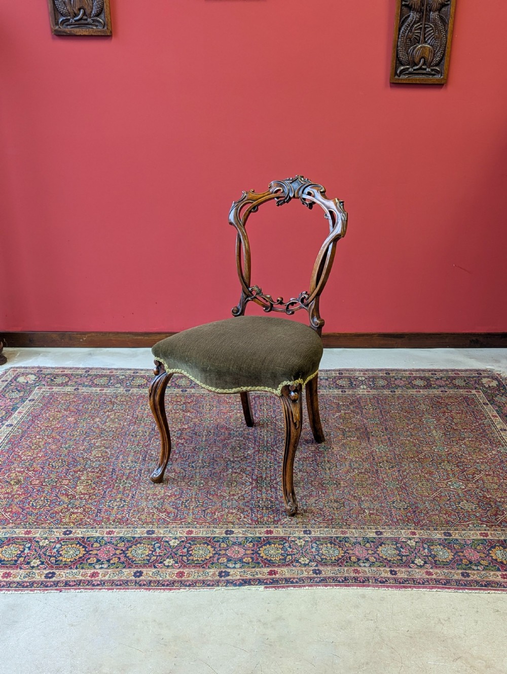 Antique Victorian Walnut Carved Balloon Back Chairs – Set of Four c.1870 View VI