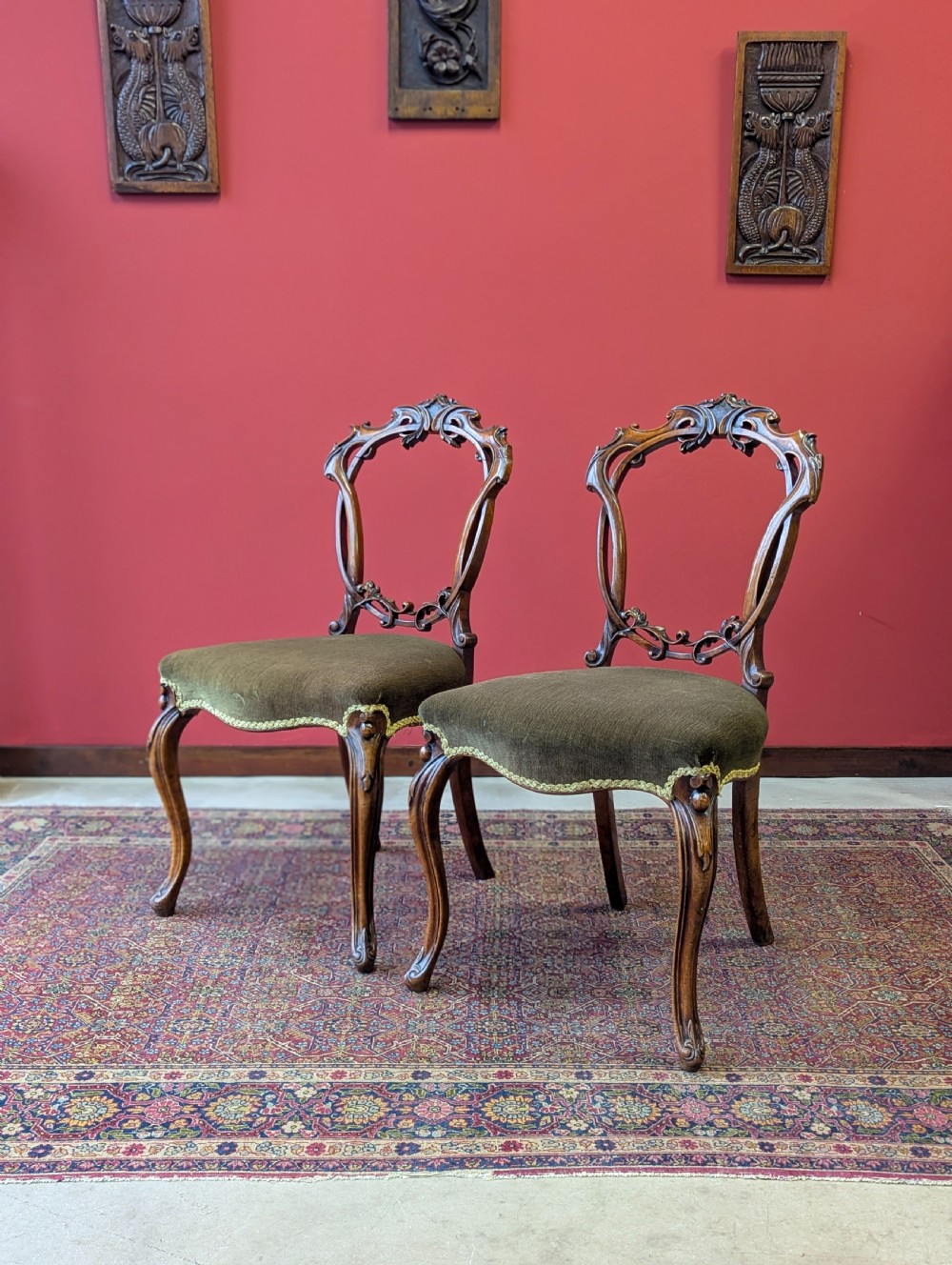 Antique Victorian Walnut Carved Balloon Back Chairs – Set of Four c.1870 View IX