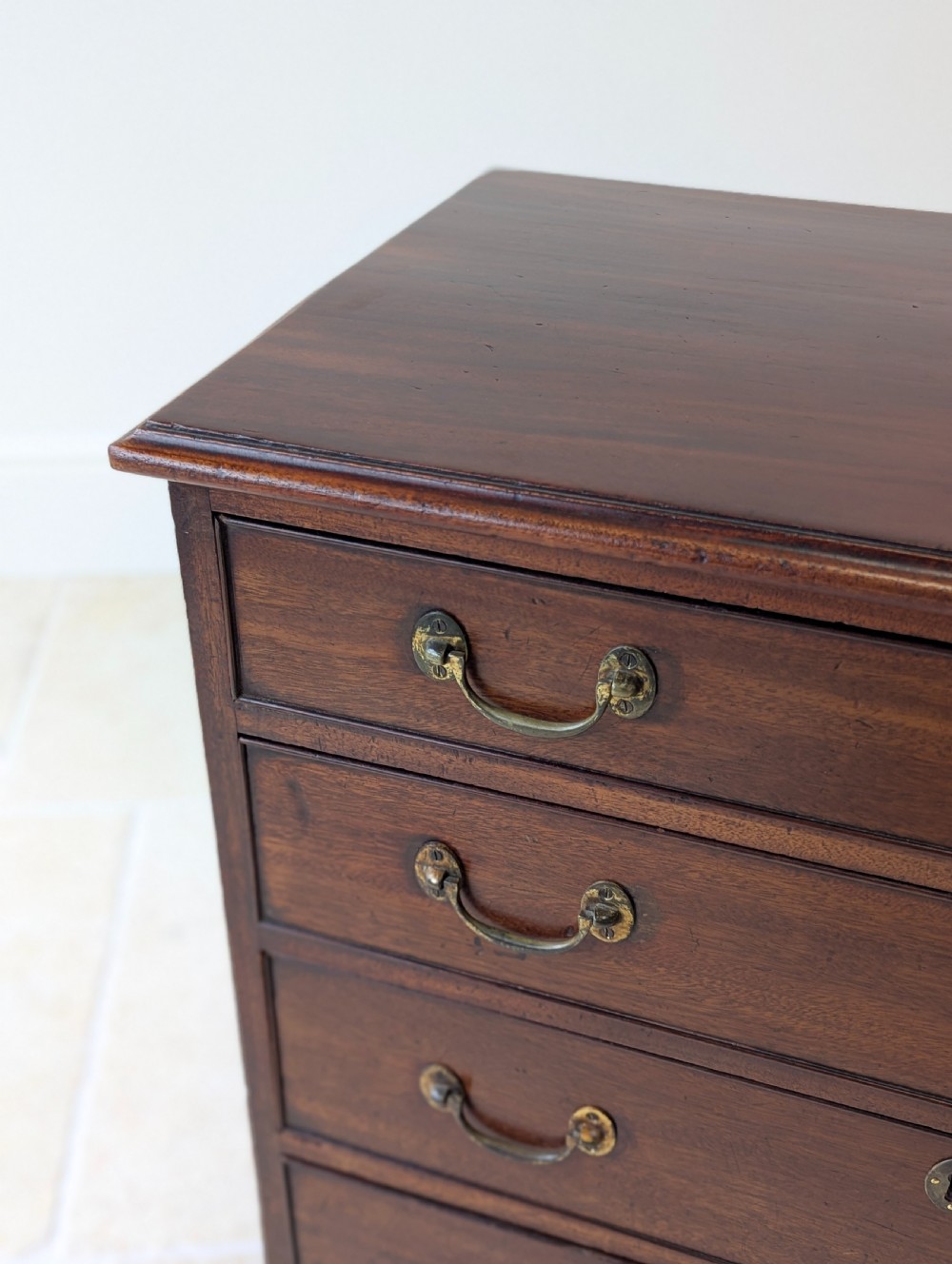 Antique George III Mahogany Chest of Drawers c.1800 View VII