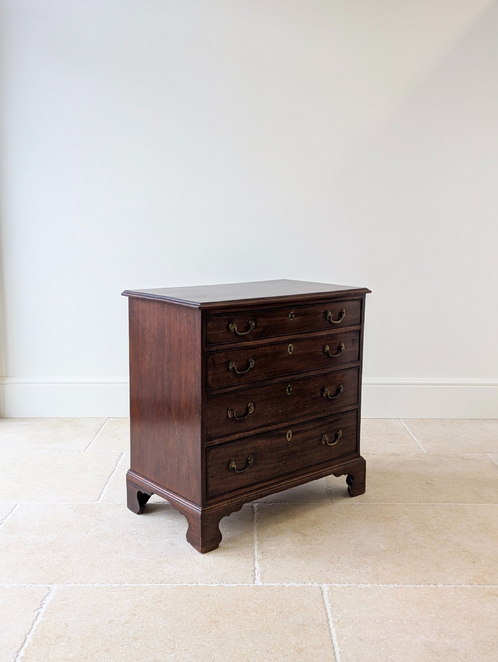 Antique George III Mahogany Chest of Drawers c.1800 View XV