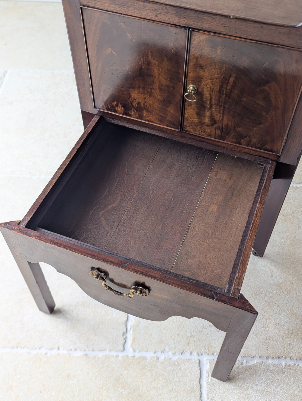 Antique George III Mahogany Bedside Commode c.1800 View III