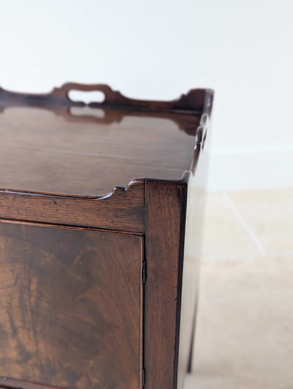 Antique George III Mahogany Bedside Commode c.1800 View XI