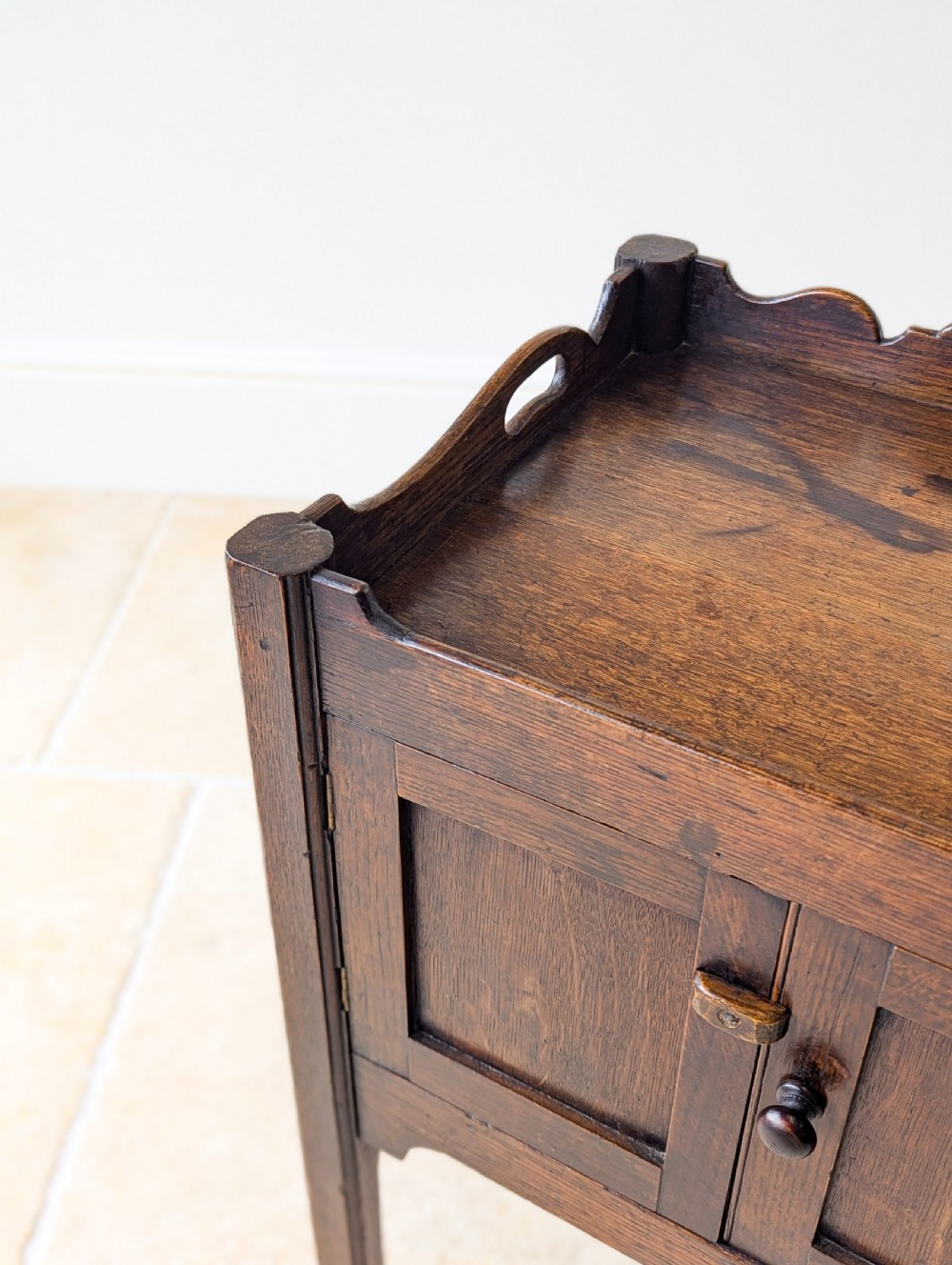 Antique Georgian Oak Bedside Cabinet c.1820 View XIII