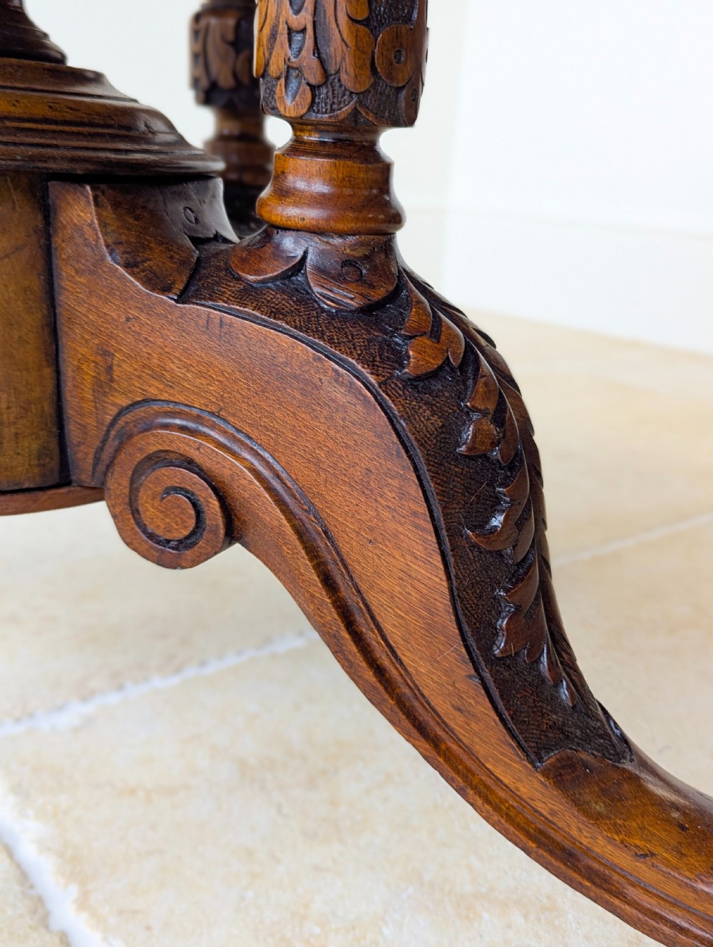 Antique Victorian Burr Walnut Tilt-Top Centre Table c.1860 View XI
