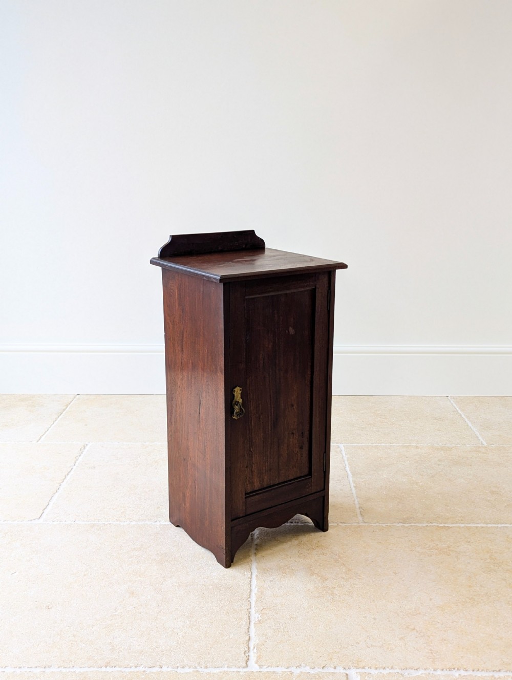 Antique Late Victorian Mahogany Bedside Cupboard c.1890 View VII