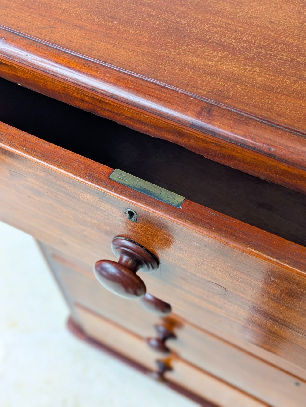 Antique Victorian Mahogany Chest of Drawers c.1870 View X