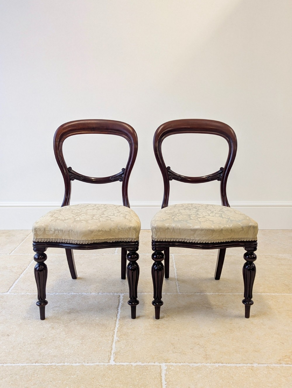 Set of Six Antique Victorian Mahogany Balloon Back Dining Chairs c.1860 View X