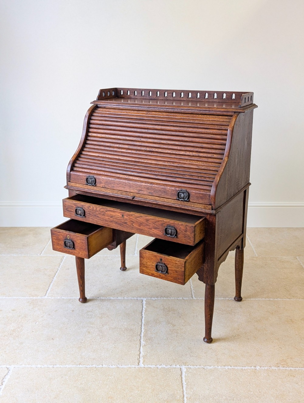 Antique Late Victorian Oak Roll Top Writing Desk c.1890 View VII