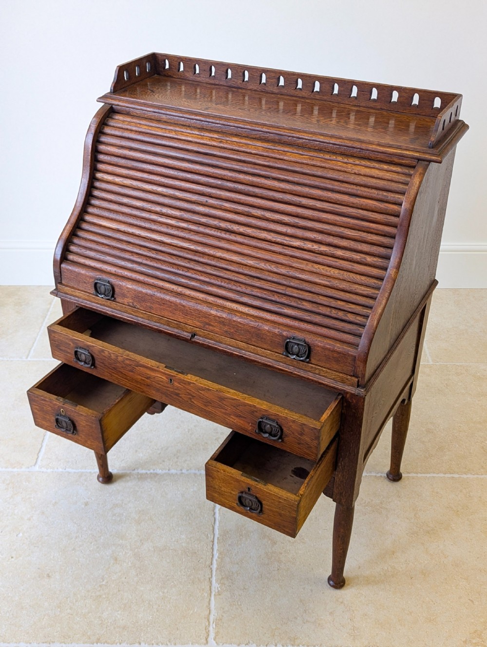 Antique Late Victorian Oak Roll Top Writing Desk c.1890 View XVI