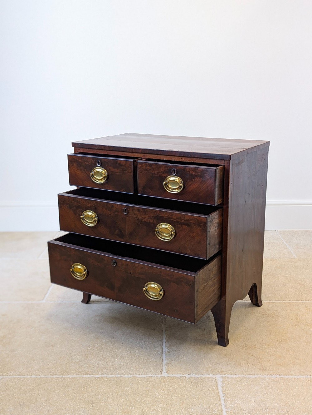 Antique Georgian Mahogany Chest of Drawers c.1800 View III