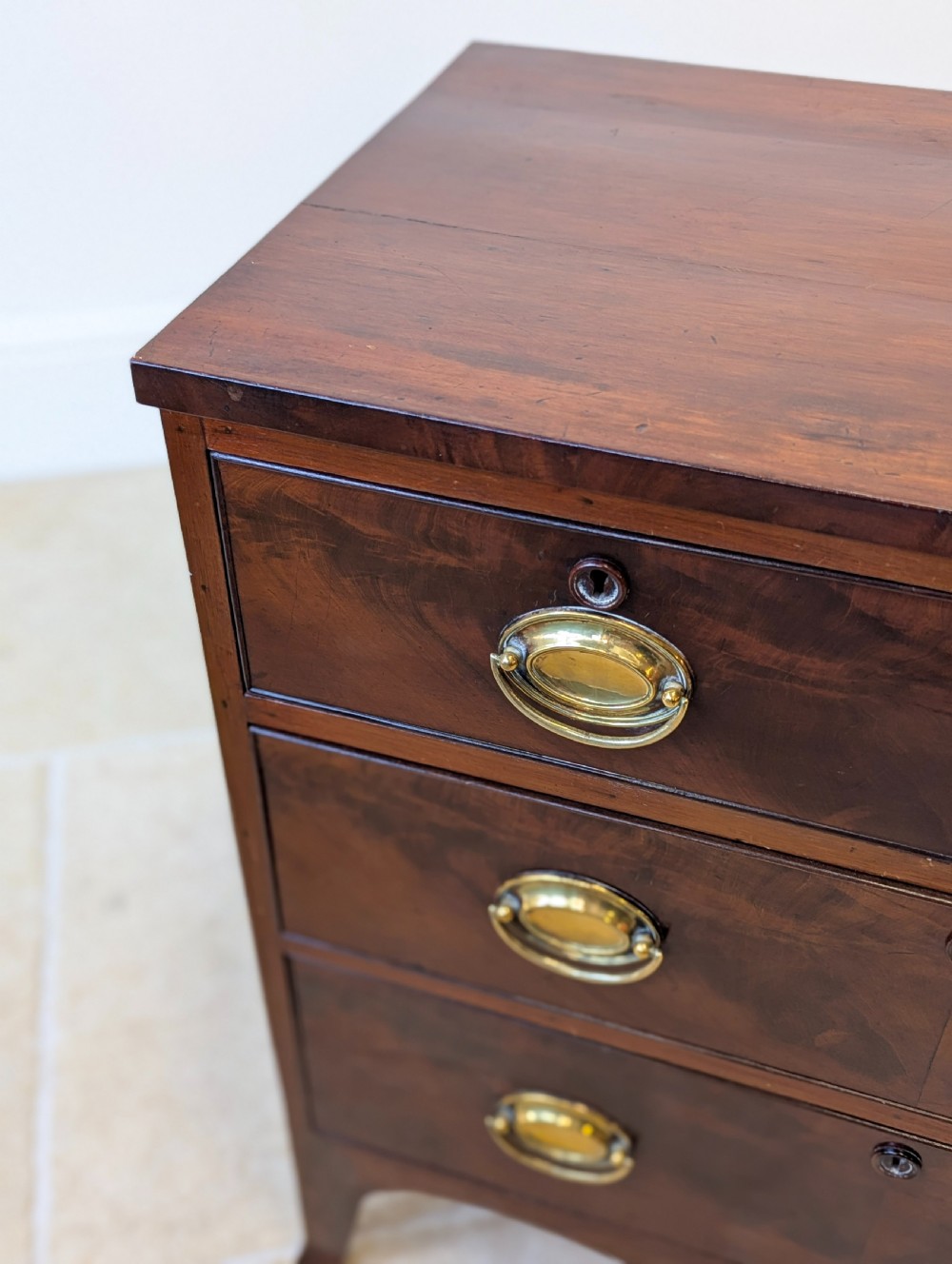 Antique Georgian Mahogany Chest of Drawers c.1800 View VII