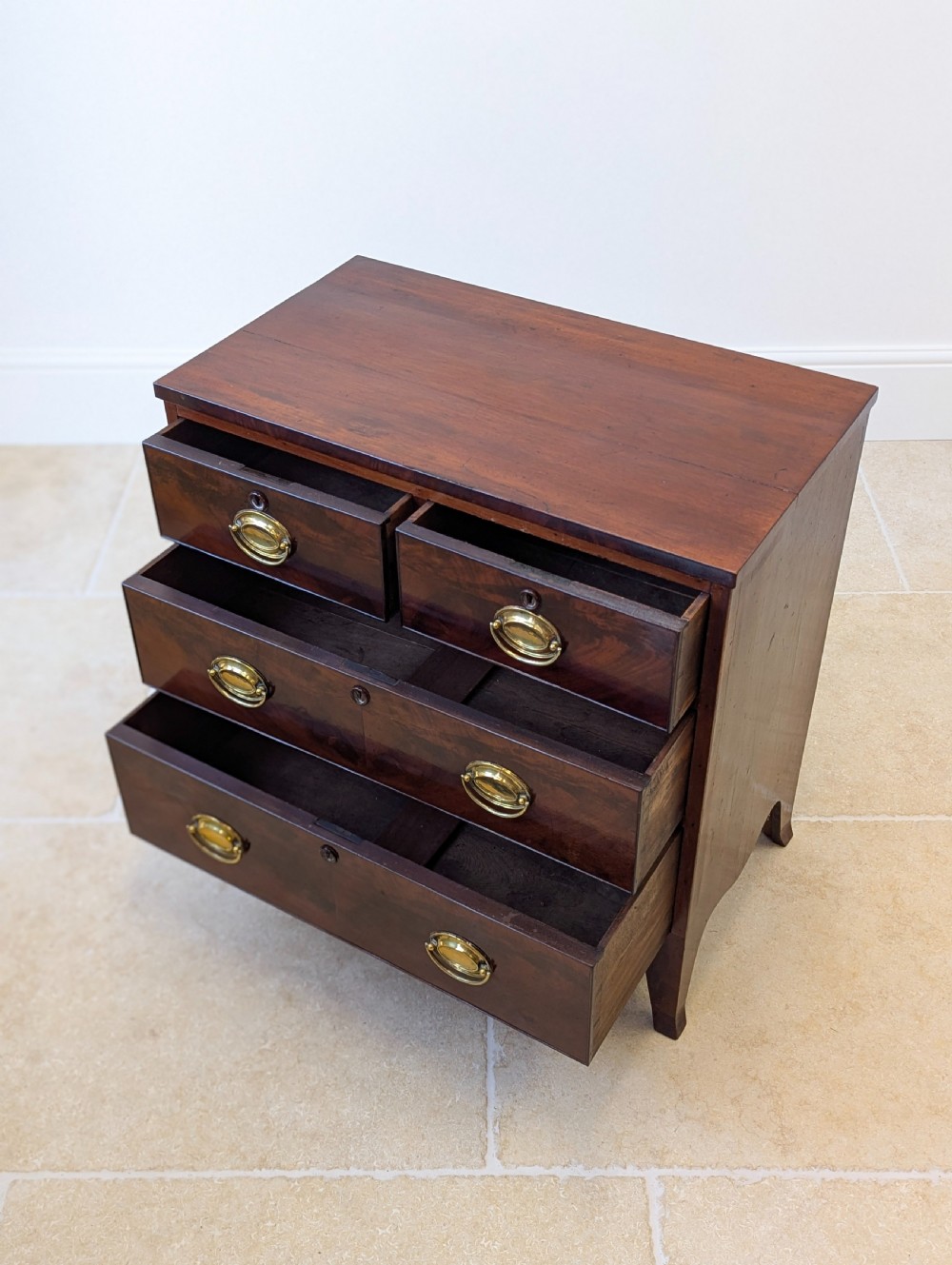 Antique Georgian Mahogany Chest of Drawers c.1800 View X