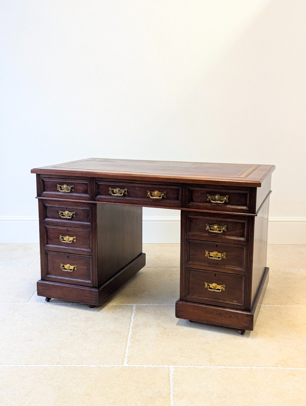 Antique Victorian Mahogany Pedestal Desk c.1890