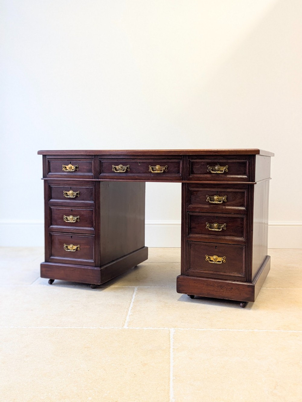 Antique Victorian Mahogany Pedestal Desk c.1890 View IX