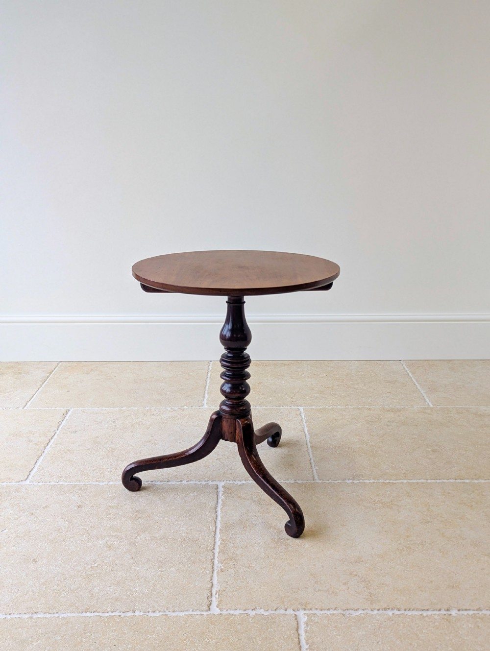 Antique Late Georgian Mahogany Tilt-Top Occasional Table c.1800 View X