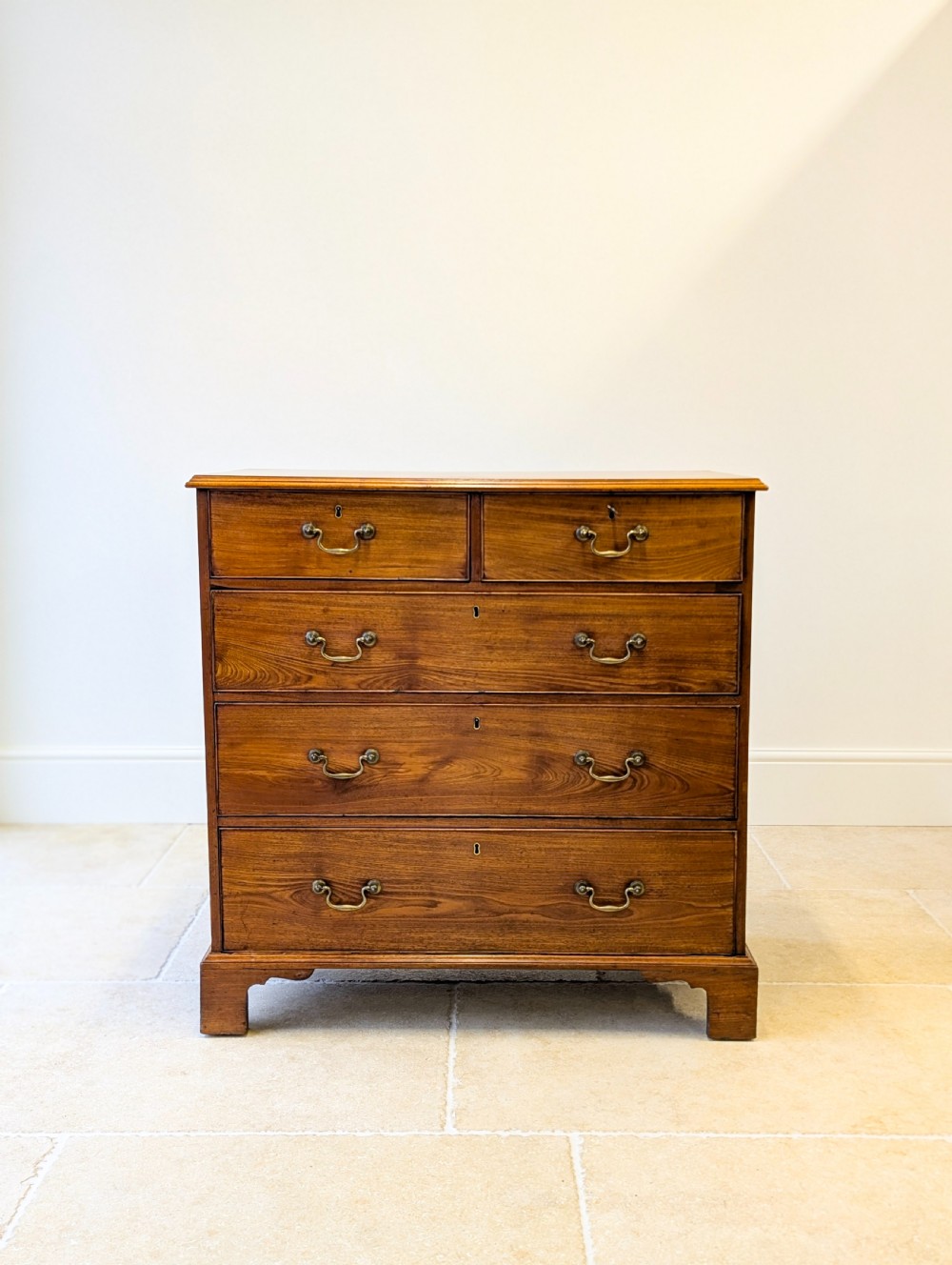 Antique Late Georgian Satin Birch Chest of Drawers c.1810 View III