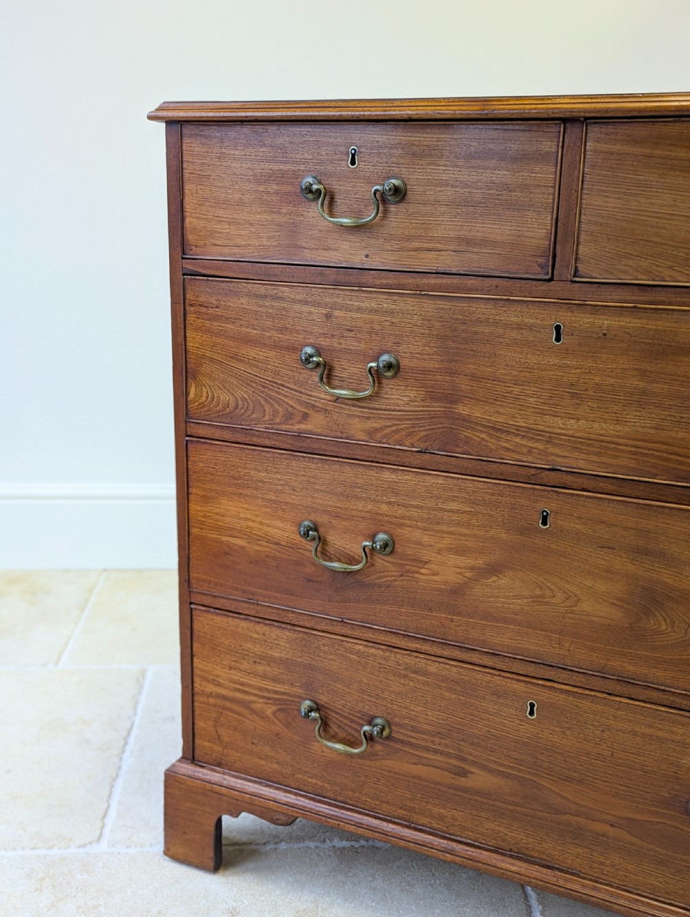 Antique Late Georgian Satin Birch Chest of Drawers c.1810 View VII