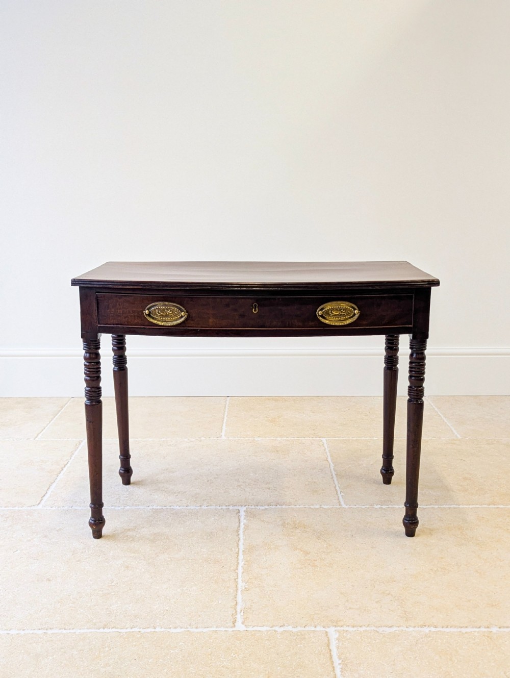 Antique Georgian Mahogany Bow-Front Writing Table c.1810