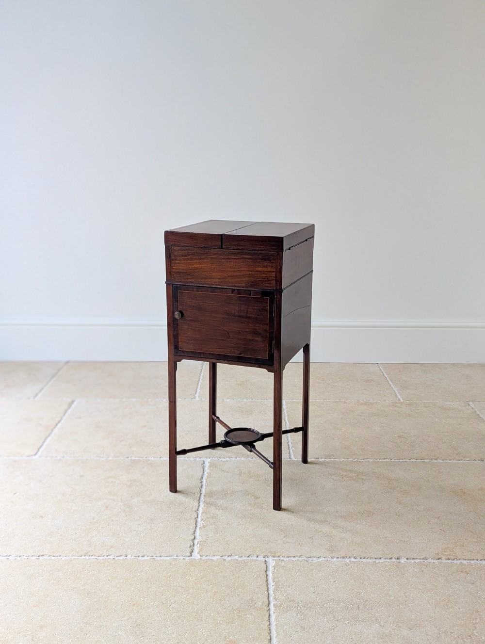 Antique Georgian Mahogany Gentleman’s Bedside Washstand c.1800 View X