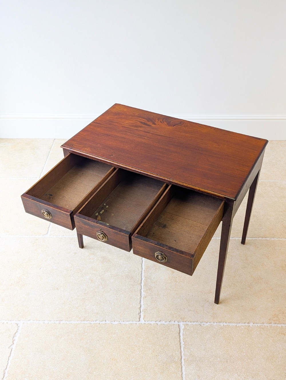 Antique Georgian Mahogany Side Table c.1800 View XIII