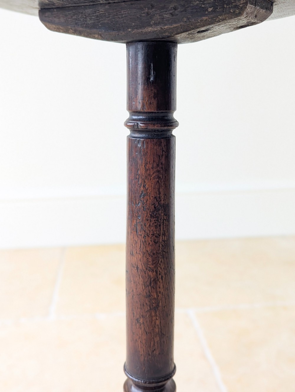 Antique Georgian Mahogany Tripod Wine Table c.1800 View VIII