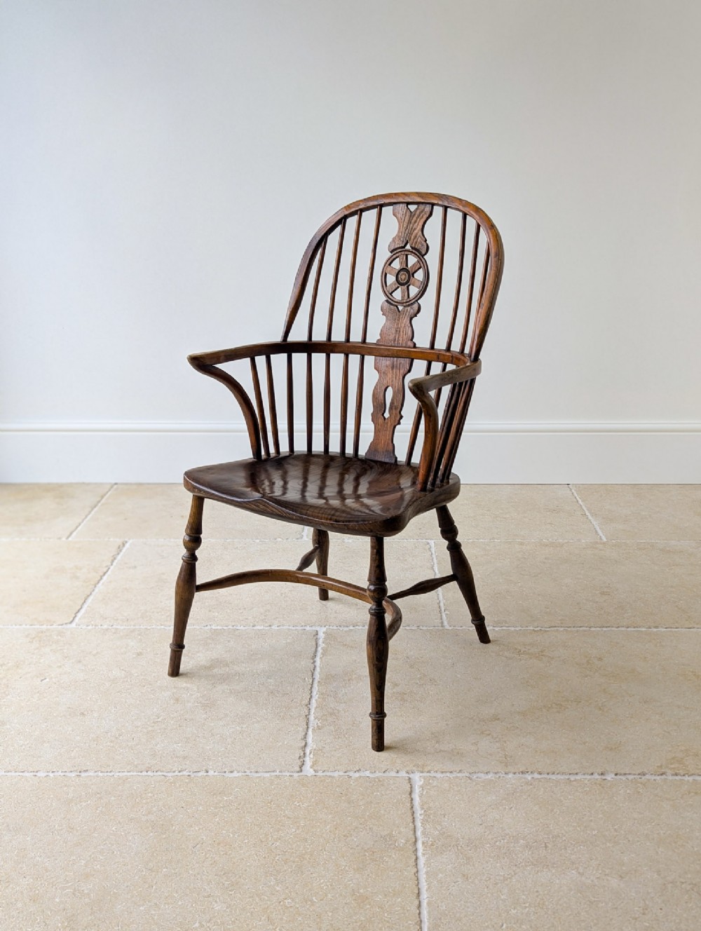Antique George III Ash & Elm Wheelback Windsor Armchair c.1800