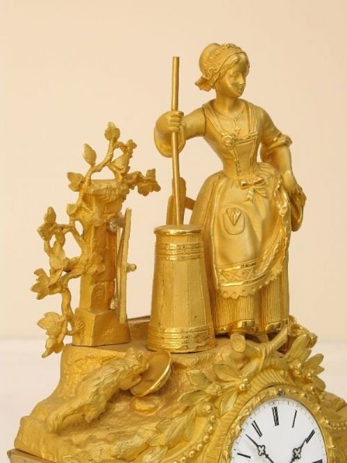 fig 3. STUNNING FRENCH ORMOLU MANTEL CLOCK BY HENRY MARC C1860
