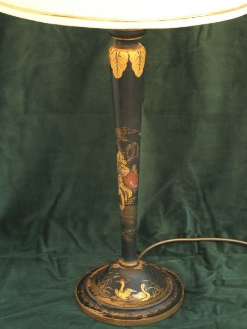 fig 1. CHINOISERIE TABLE OR DESK LAMP