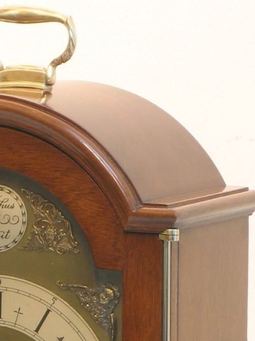 fig 3. BEAUTIFUL ENGLISH FLAME MAHOGANY BRACKET MANTLE CLOCK BY ELLIOTT, FULL WESTMINSTER AND WHITTINGTON CHIMES.