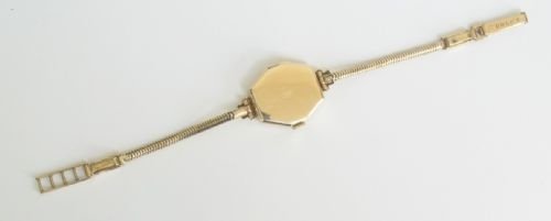 fig 3. BEAUTIFUL SOLID 9CT LADIES ROLEX TUDOR WATCH c1951