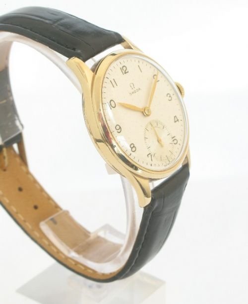fig 1. OUTSTANDING 9CT 9K SOLID GOLD OMEGA 30T2PC MENS WATCH C1948