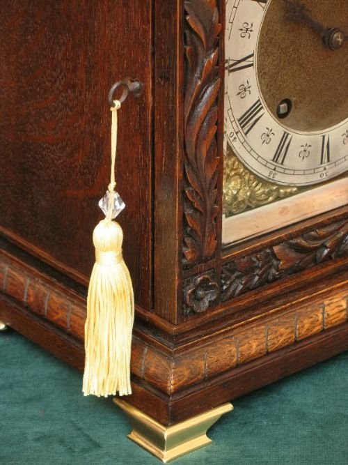 fig 3. EXCEPTIONAL GERMAN OAK MANTEL BRACKET CLOCK BY LENZKIRCH C1900