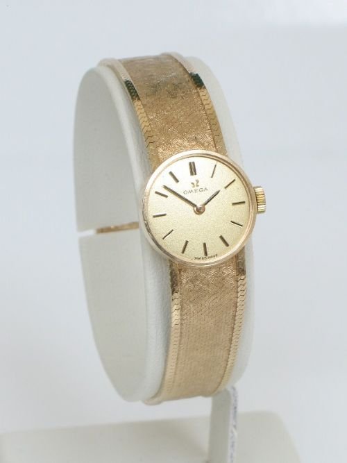 fig 1. BEAUTIFUL LADIES SOLID 9CT GOLD OMEGA COCTAIL WATCH C1960