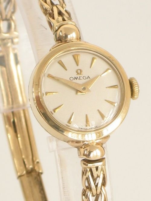 fig 2. STUNNING SOLID 9ct GOLD OMEGA LADIES WATCH C1958