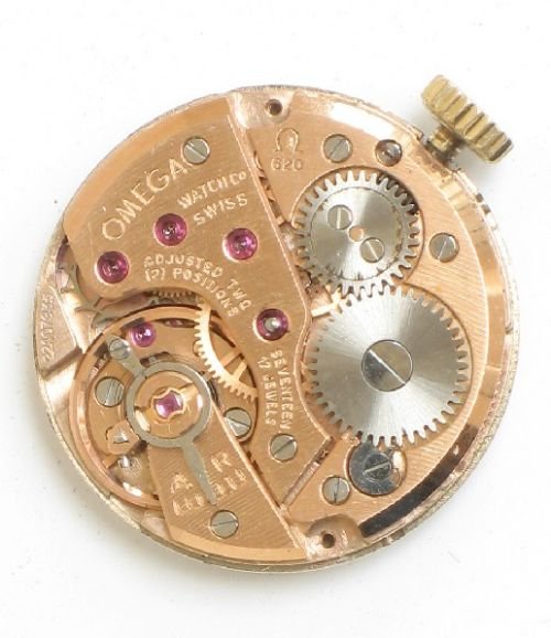 fig 3. STUNNING SOLID 9CT GOLD LADIES OMEGA COCKTAIL WATCH