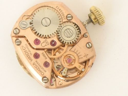 fig 4. EXQUISITE SOLID 9CT GOLD LADIES OMEGA COCKTAIL WATCH