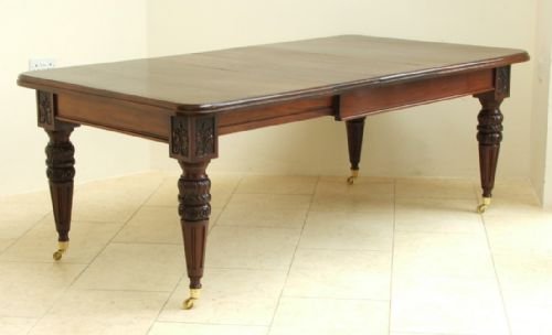 Stunning Victorian Mahogany Extending Dining Table C1860