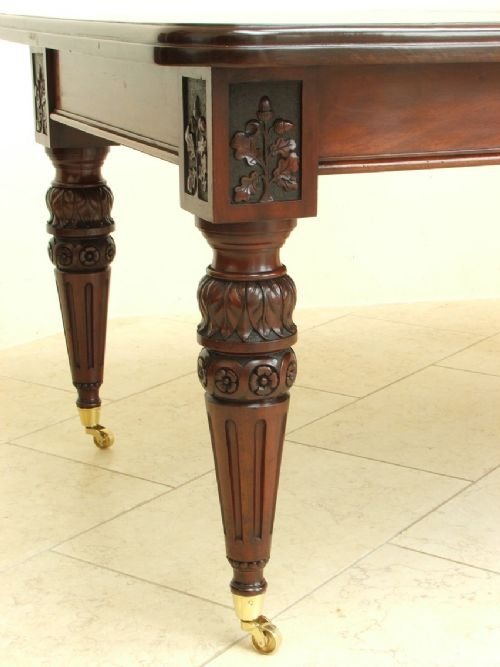 fig 1. STUNNING VICTORIAN MAHOGANY EXTENDING DINING TABLE C1860