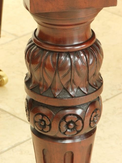 fig 3. STUNNING VICTORIAN MAHOGANY EXTENDING DINING TABLE C1860